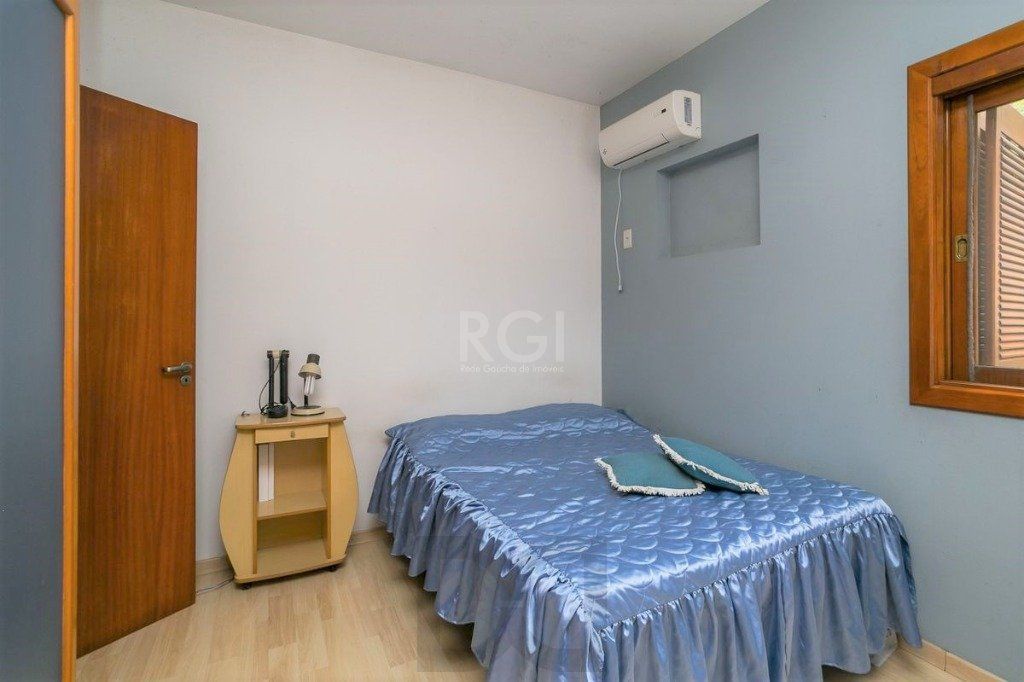 Casa para Venda - 279m², 3 dormitórios, sendo 1 suites, 4 vagas - Teresópolis — foto 23