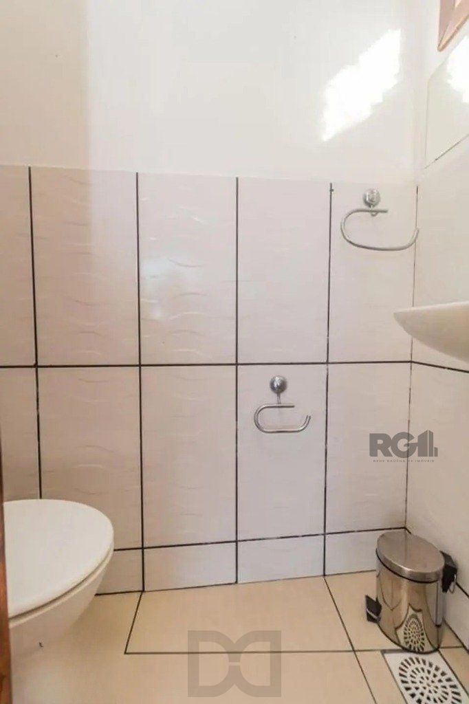 Casa com 3 dormitórios no bairro Cascata, Porto Alegre — foto 22