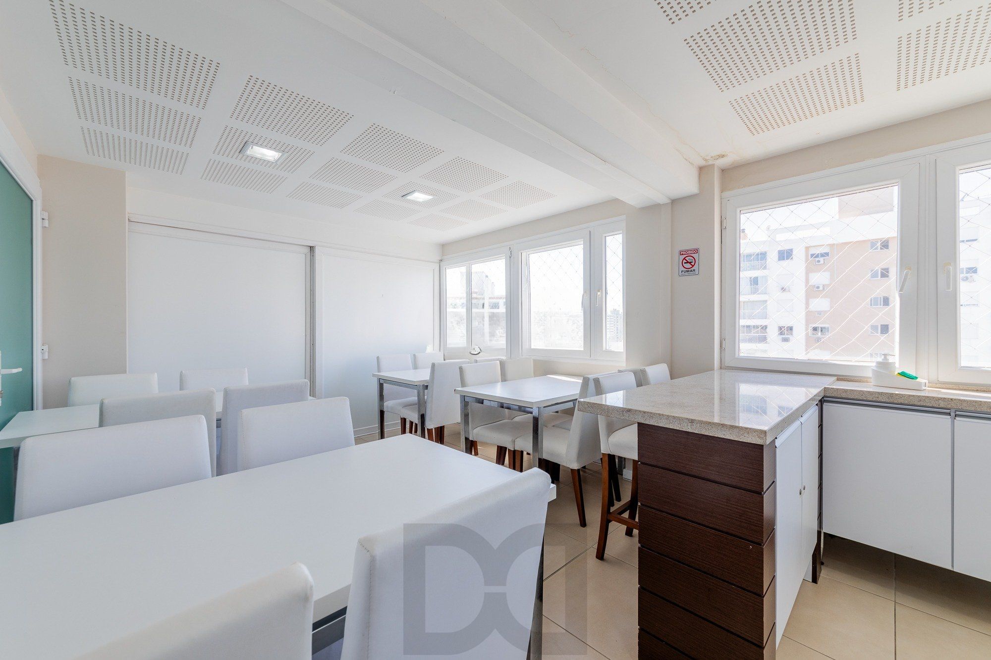 Apartamento com 3 quartos e 79m² à venda em Passo da Areia - Rua Bezerra De Menezes, Passo Da Areia, Porto Alegre — foto 26