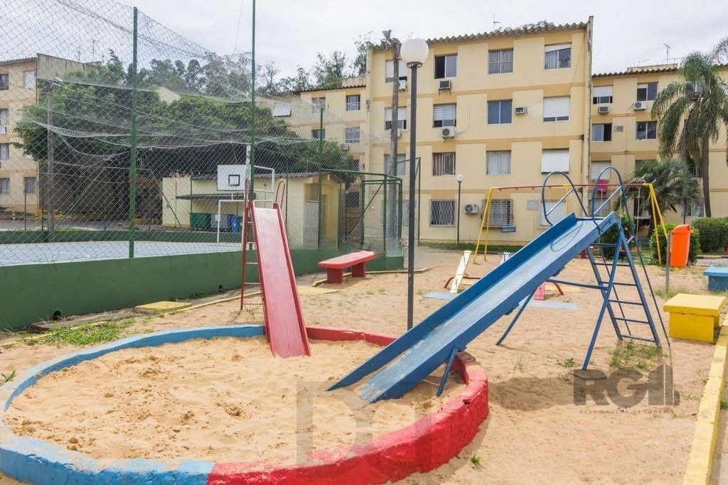 Apartamento de 2 dormitórios no bairro Jardim Carvalho — foto 16