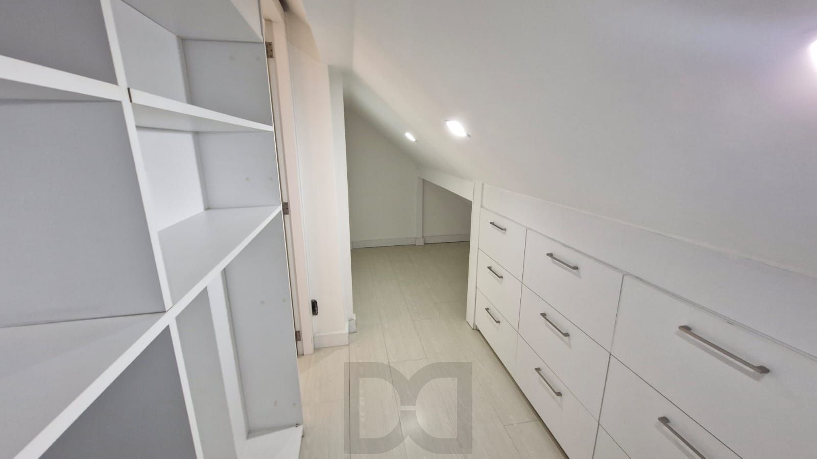 Casa em Condominio fechado, 5 dormitórios com infraestrutura completa — foto 10