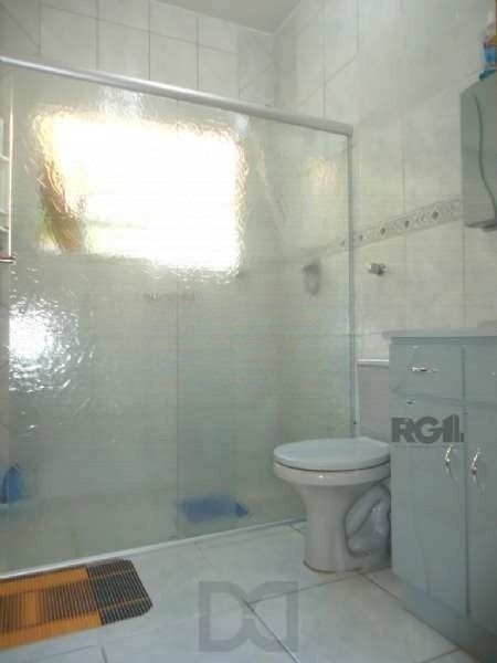 Casa 3 Dormitório(s) Bairro Partenon, Porto Alegre — foto 12