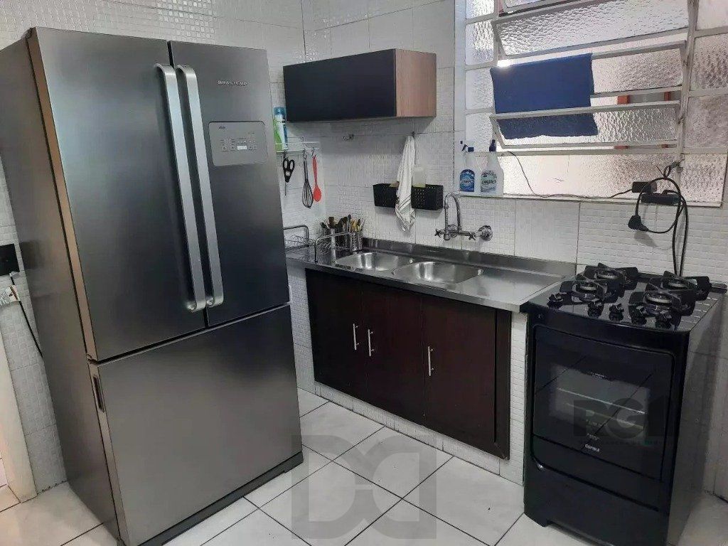 Casa de 3 dormitórios, no bairro Glória — foto 14