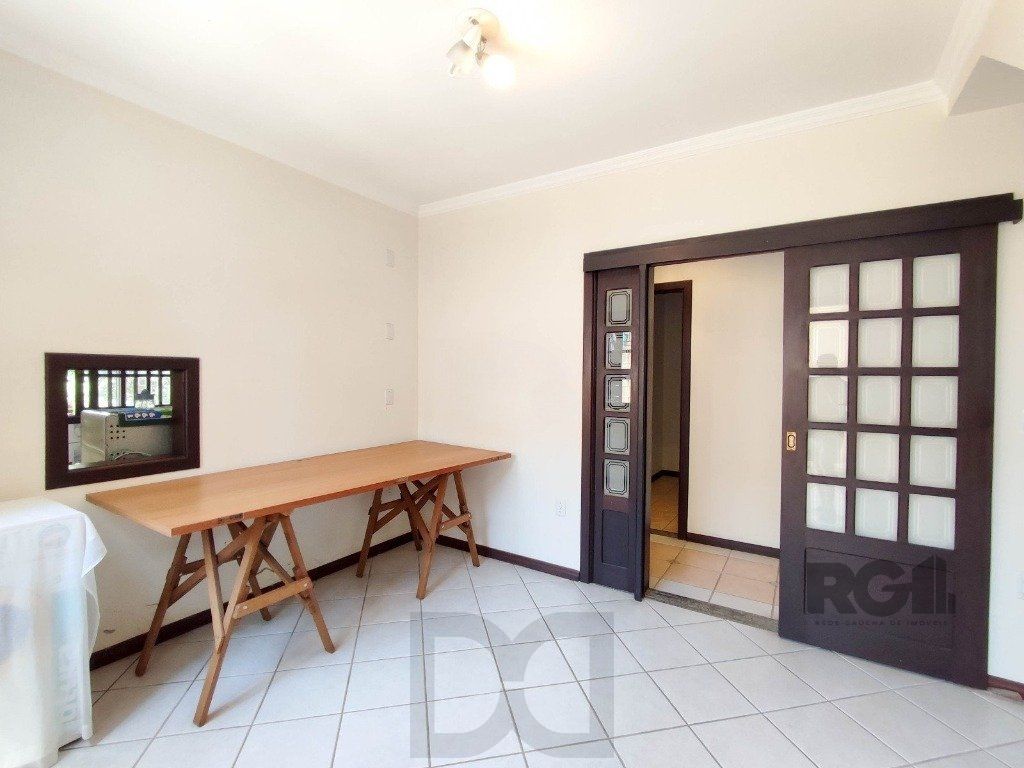 Excelente casa de 230m² com 4 dormitórios e 3 vagas. — foto 15