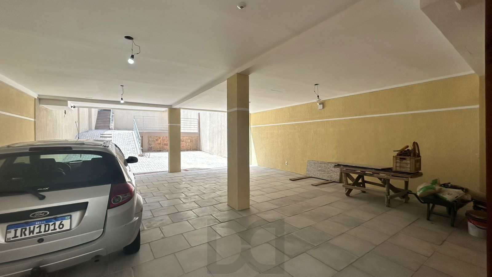 Apartamento 1 dormitórios no bairro Medianeira em Porto Alegre para Vender — foto 14