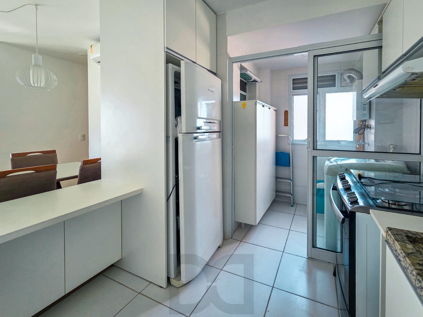 Apartamento 3 Dorms com Suíte e 2 Vagas no Condomínio Veríssimo – Infraestrutura Excepcional em Teresópolis — foto 9