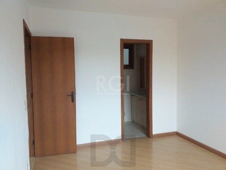 Apartamento com 2 Quartos e 1 banheiro à Venda, 72 m² no bairro Menino Deus — foto 6