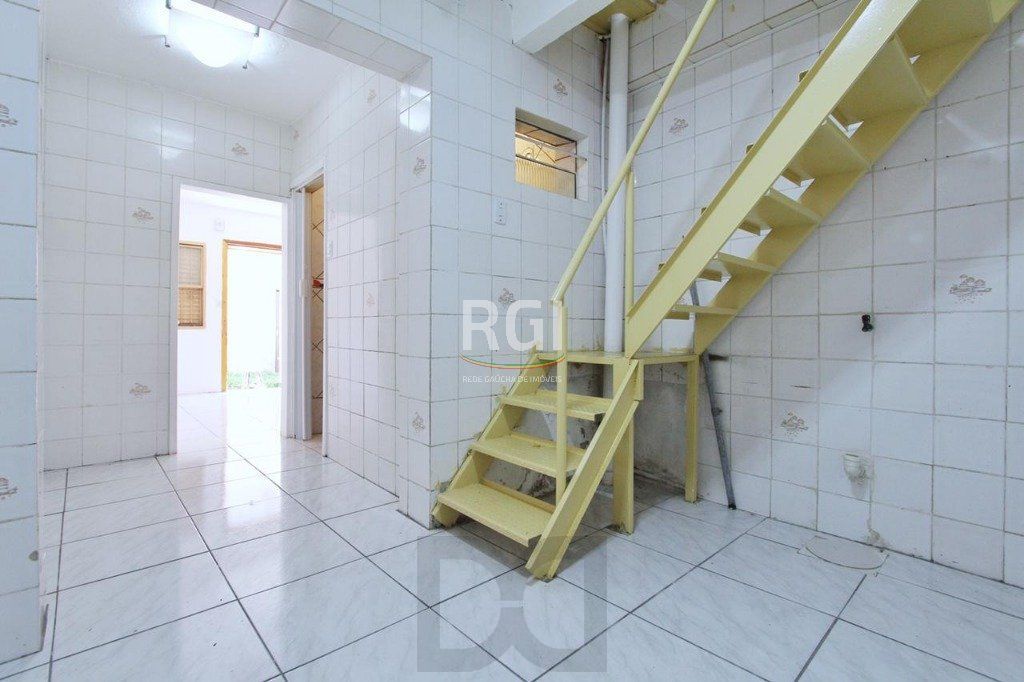 Sobrado para Venda - 70m², 2 dormitórios, Nonoai — foto 6