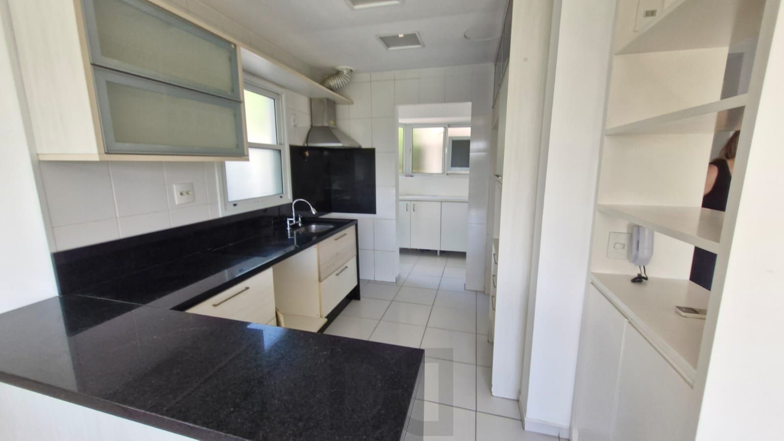 Casa em Condominio fechado, 5 dormitórios com infraestrutura completa — foto 28