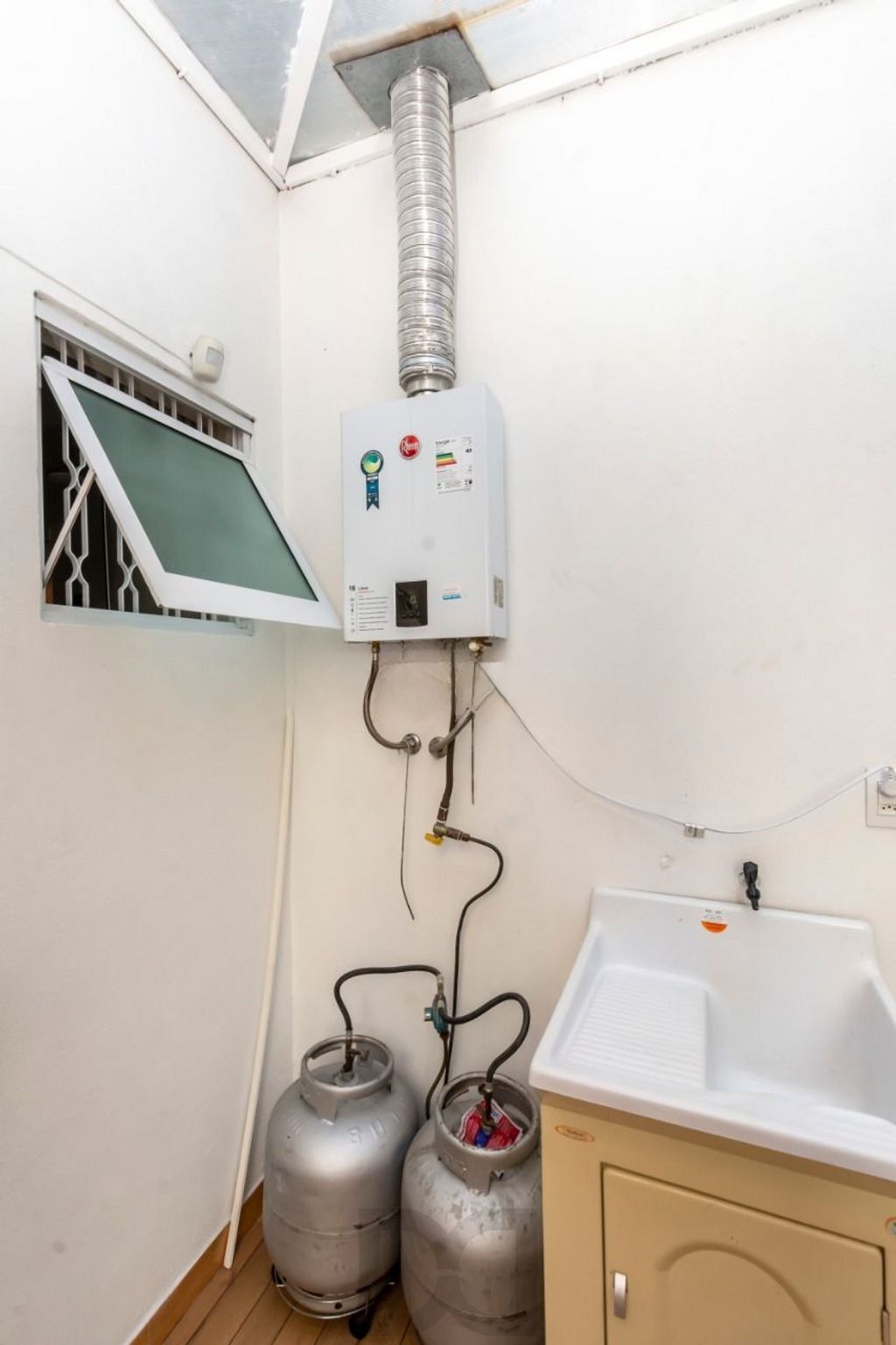 Casa de 2 dormitórios à venda no Bairro na Lomba do Pinheiro - Porto Alegre — foto 31