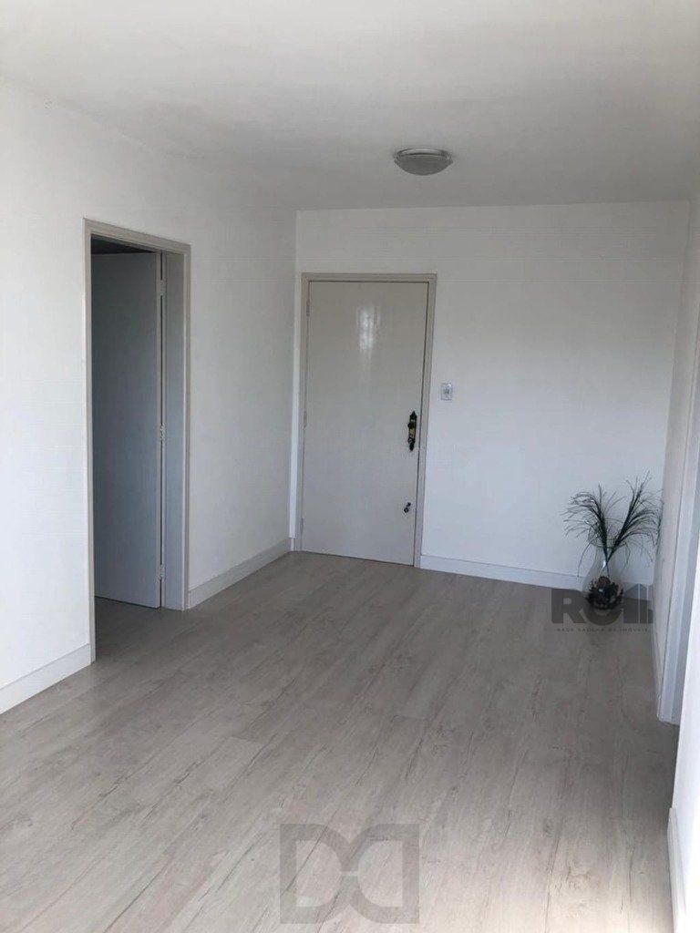 Apartamento 58m² - 2 dormitórios e 1 vaga no bairro Santa Maria Goretti — foto 3