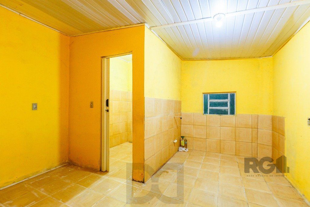 Casa de 4 Dormitório(s) Bairro Nonoai - Porto Alegre — foto 25