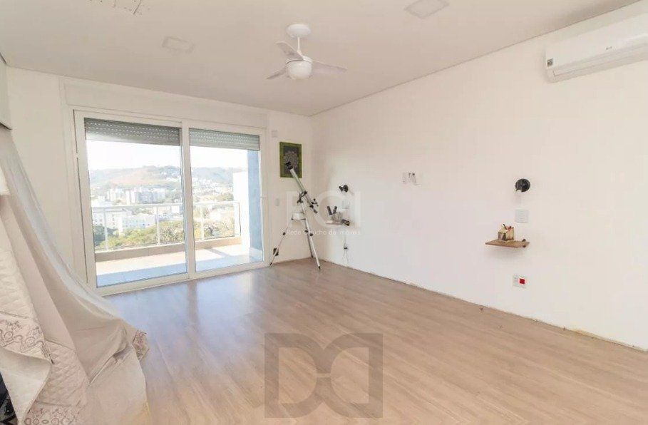 Casa para Venda - 377m², 4 dormitórios, sendo 2 suítes, 3 vagas - Teresópolis — foto 8