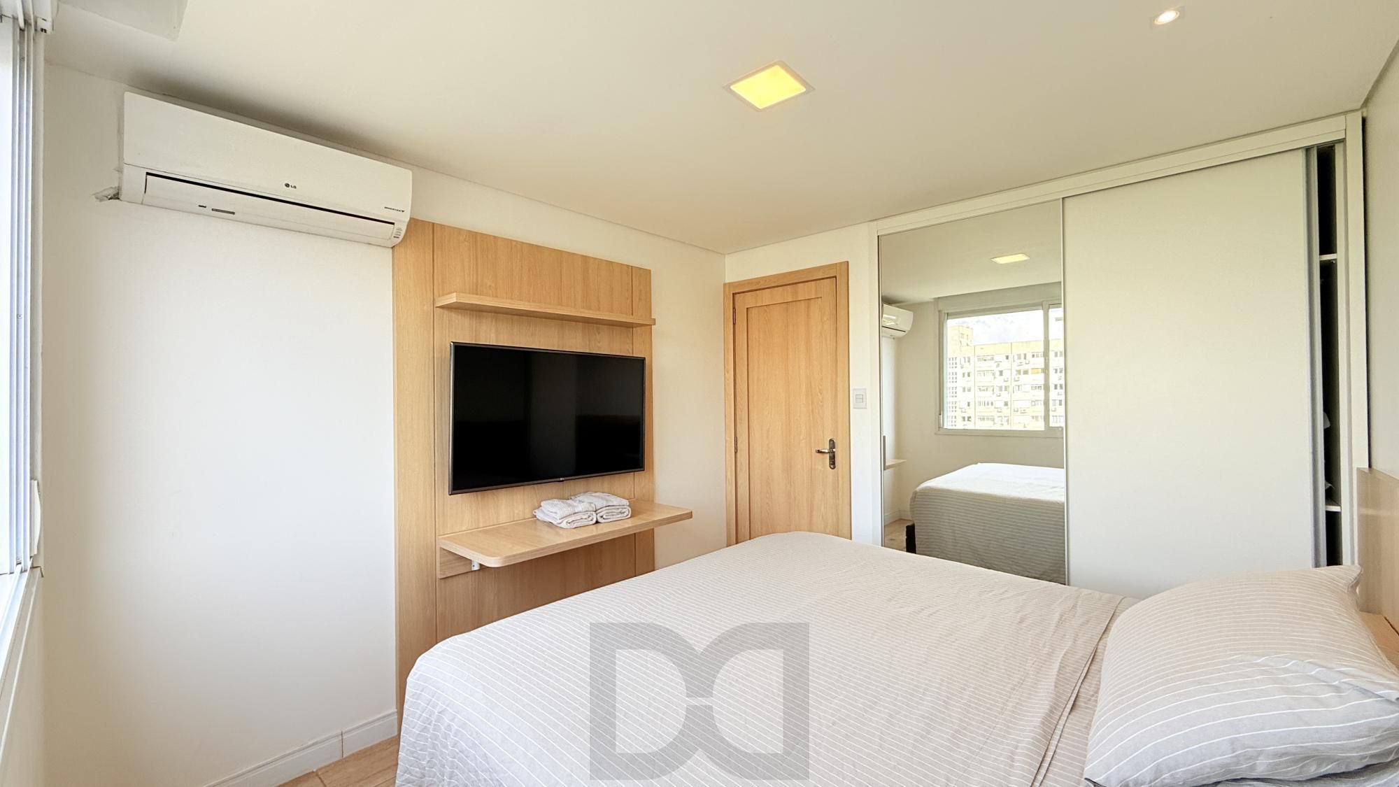 Apartamento de 2 dormitorios á venda no Bairro Centro Histórico. — foto 11