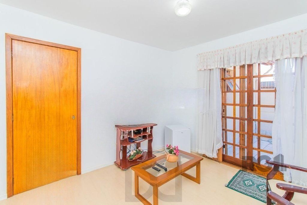 Casa de 4 dormitórios no bairro Cavalhada — foto 15