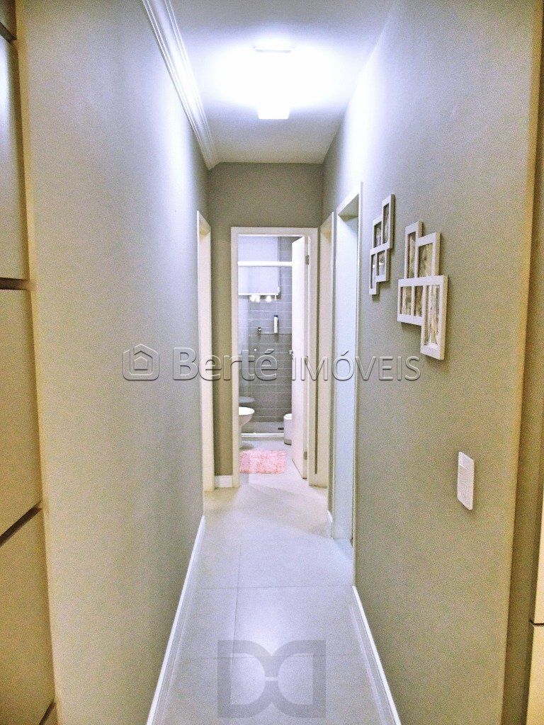 Apartamento garden espaçoso com 03 quartos e suite no Bairro cristal/ Porto Alegre. — foto 4