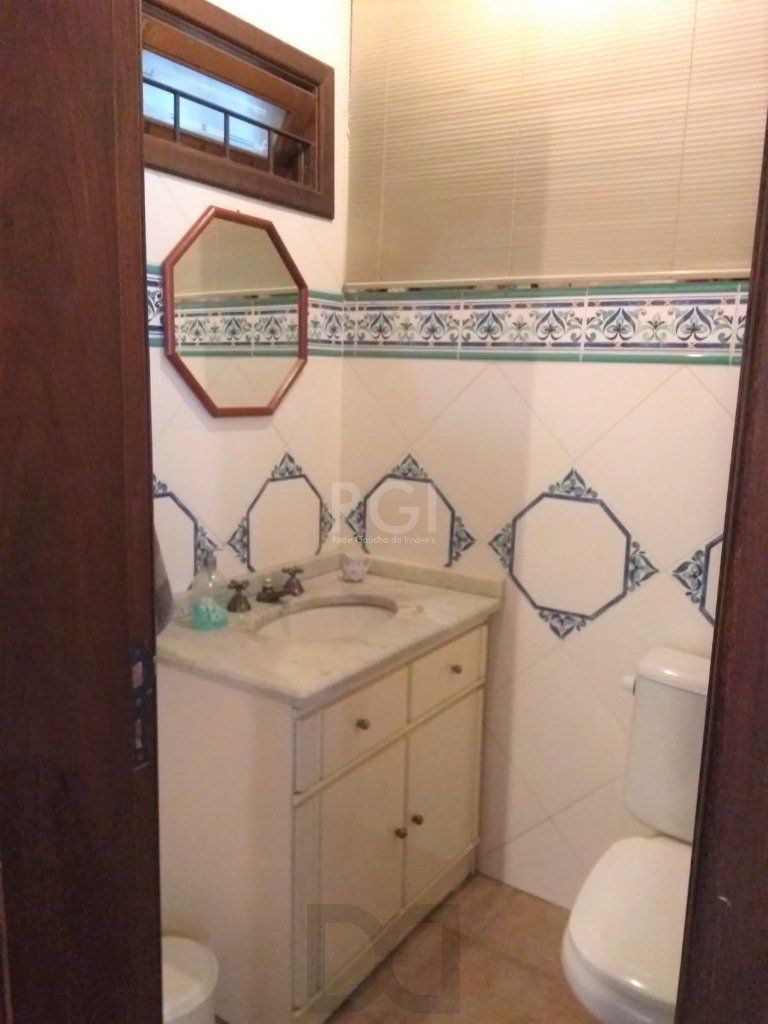 Casa para Venda - 219m², 3 dormitórios, sendo 1 suites, 4 vagas - Menino Deus — foto 15