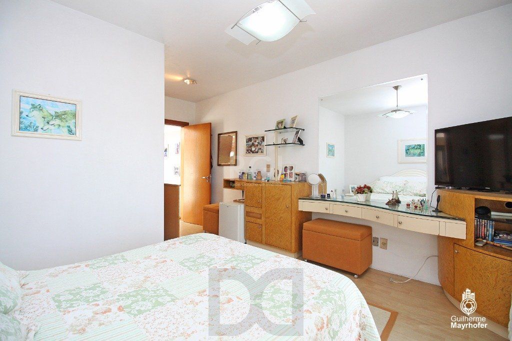 Casa para Venda - 354.24m², 3 dormitórios, sendo 1 suites, 3 vagas - Bom Jesus — foto 9