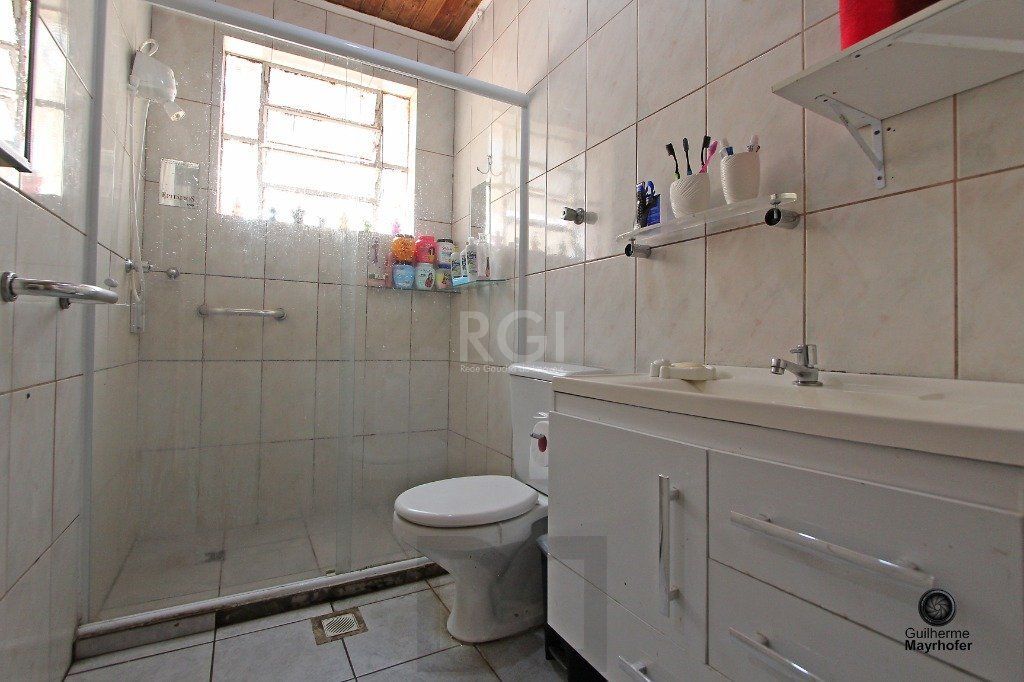 Casa para Venda - 300m², 6 dormitórios, sendo 1 suites, 3 vagas - Menino Deus — foto 34