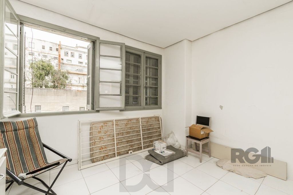 Apartamento 100m² - 2 dormitórios, 1 suíte no bairro Independência — foto 8