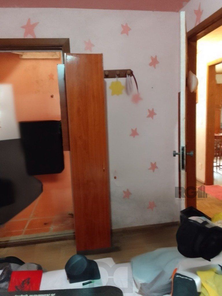 Casa de 4 quartos com 243,58m² no Bairro Lomba do Pinheiro — foto 21