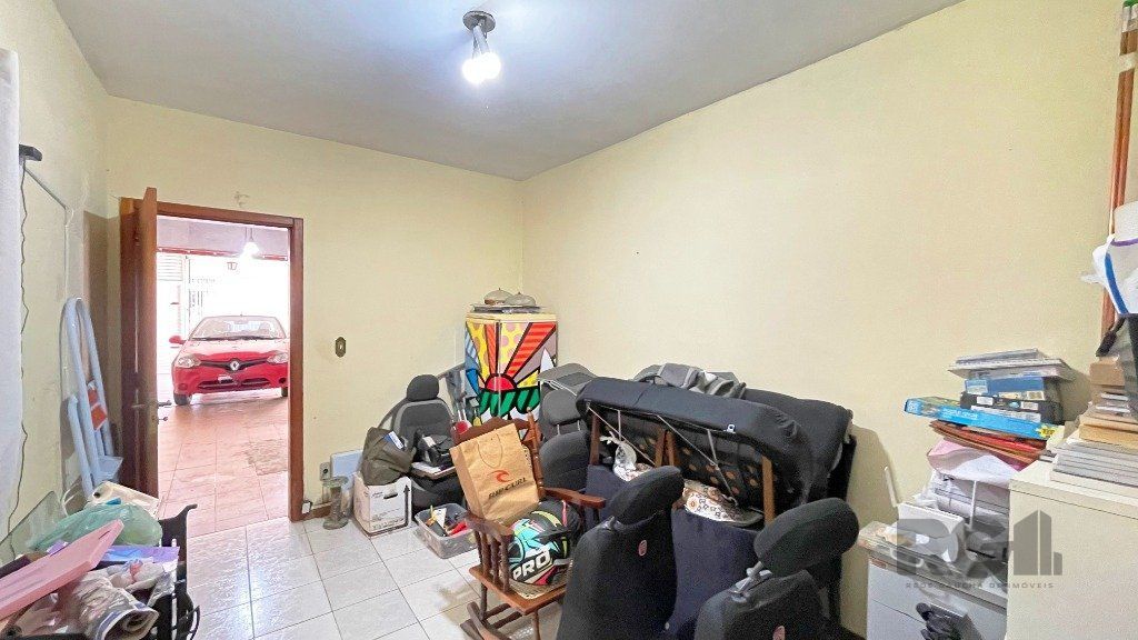 Casa 4 Dormitórios, Piscina, Bairro Gloria — foto 35