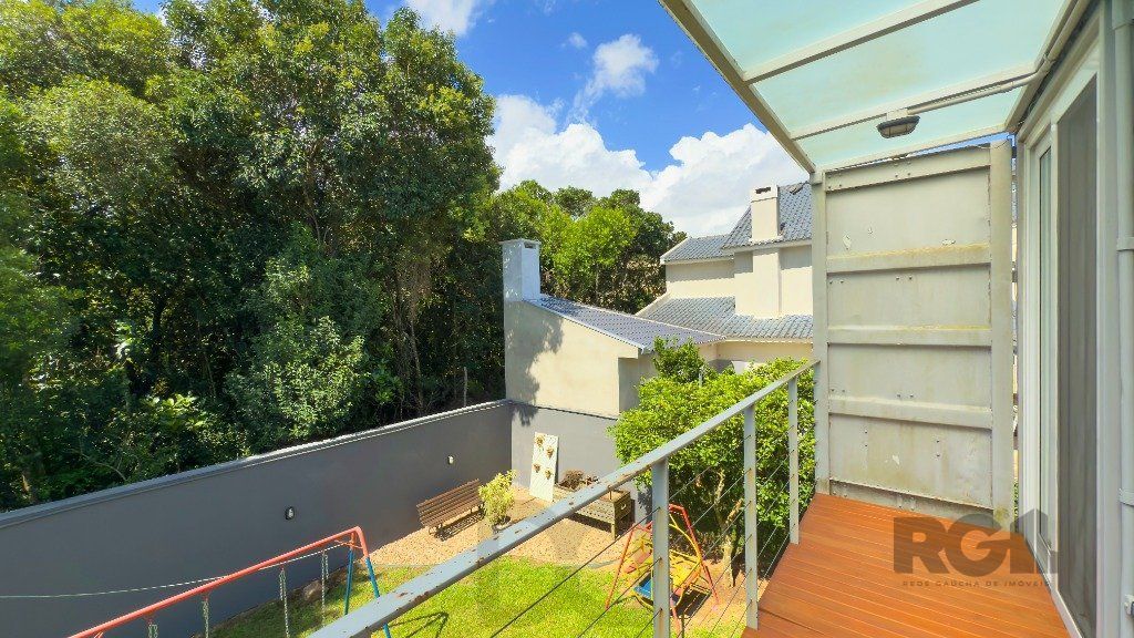 Casa para Venda - 315m², 3 dormitórios, sendo 1 suites, 2 vagas - Teresópolis — foto 27