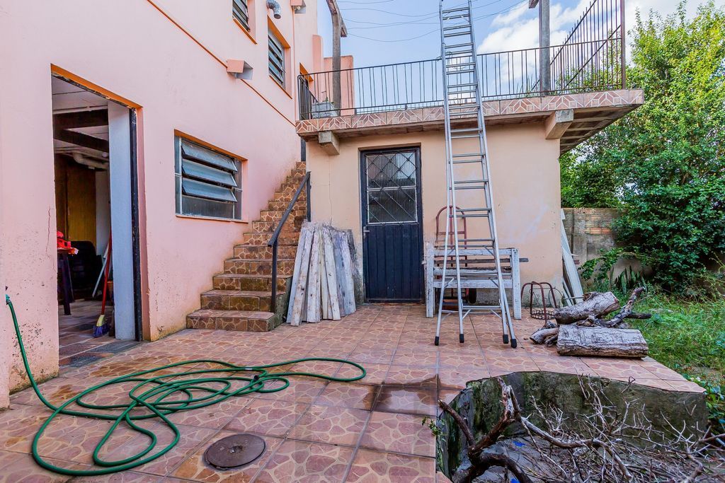 Casa de 6 dormitórios à venda No Bairro Jardim do Salso - Porto Alegre — foto 31