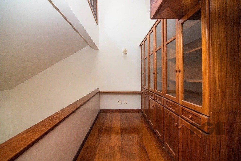 Casa para Venda - 443m², 3 dormitórios, 4 vagas - Alto Petrópolis — foto 11