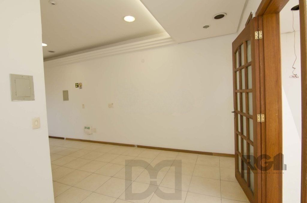 Excelente casa de 116m² com 2 dormitórios no bairro Cidade Baixa. — foto 19