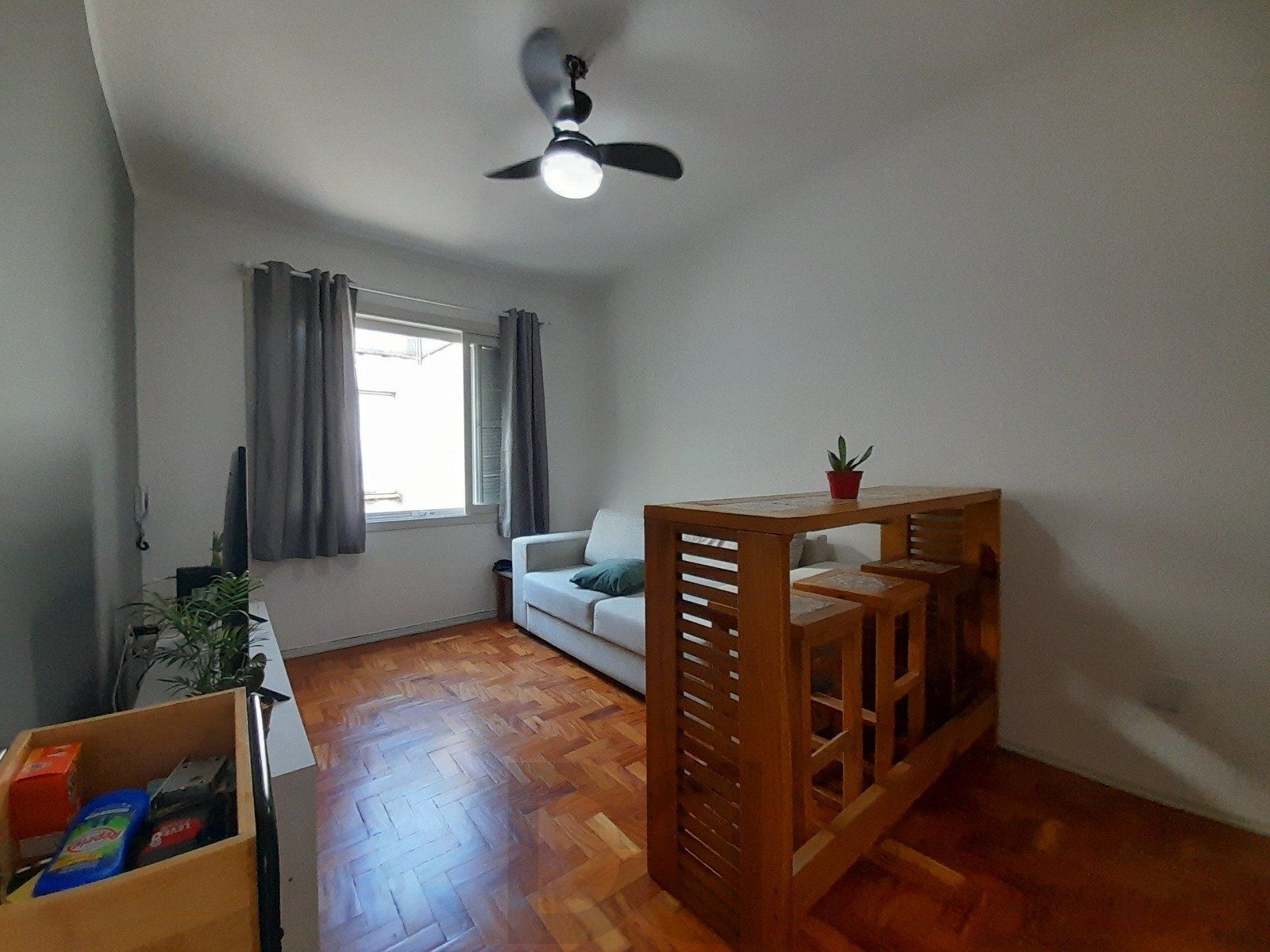 Apartamento com 1 quarto e 40.9m² - Cidade Baixa. — foto 3
