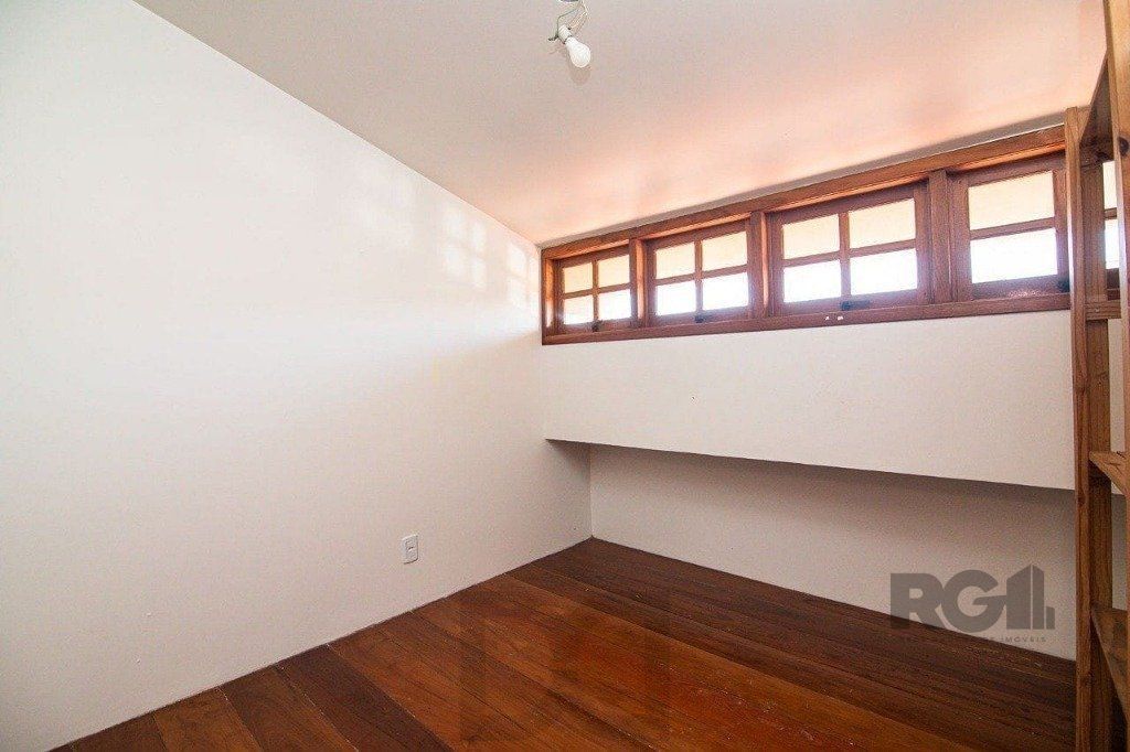 Casa para Venda - 443m², 3 dormitórios, 4 vagas - Alto Petrópolis — foto 13