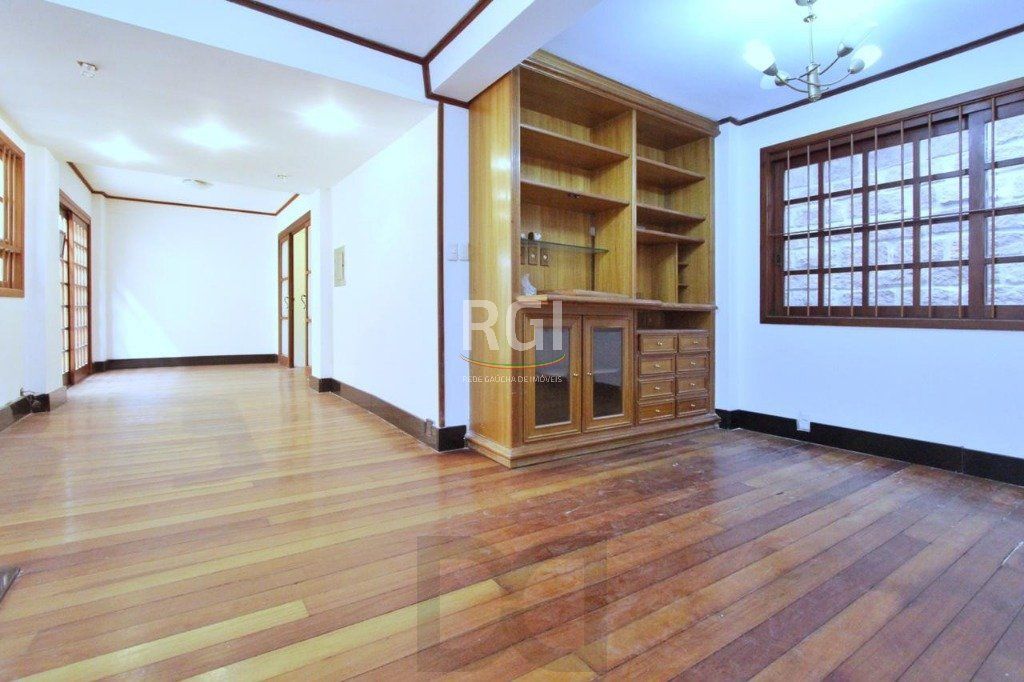 Casa para Venda - 185.29m², 4 dormitórios, sendo 2 suites, Teresópolis — foto 17