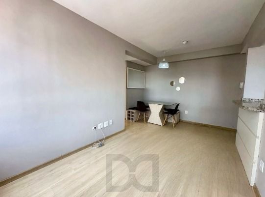 Apartamento de 02 dormitórios com suite no bairro Menino Deus — foto 3