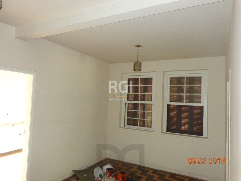 Predio para Venda - 400m², 0 dormitórios, Petrópolis — foto 3