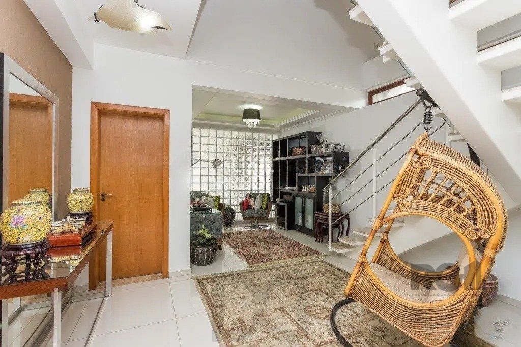 Casa com 3 dormitórios no bairro Jardim Lindóia — foto 10
