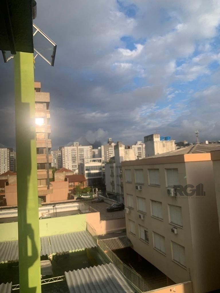 Apartamento 40m² - 1 dormitório, 1 vaga no bairro Menino Deus — foto 19