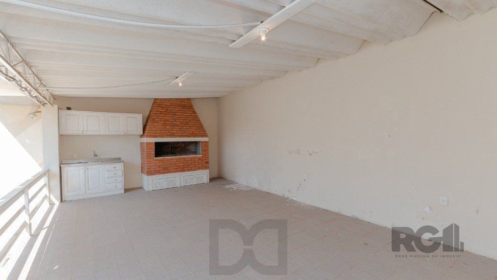 Casa com 4 dormitórios, 4 vagas no bairro Vila Jardim — foto 15