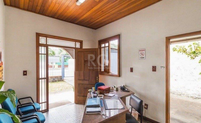 Predio para Venda - 120m², 3 dormitórios, 3 vagas - Partenon — foto 3