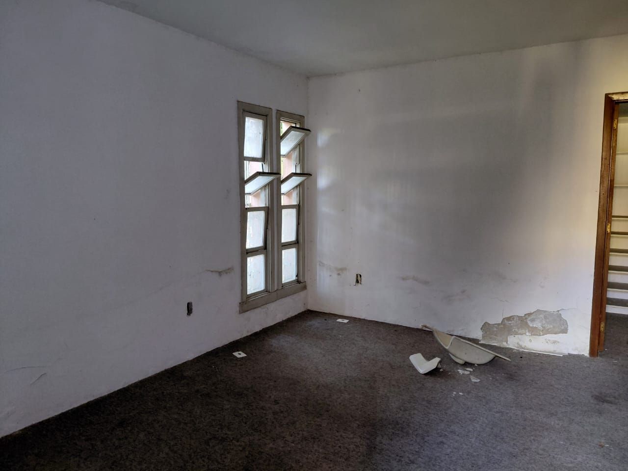 Ampla casa com pátio Bairro Teresópolis — foto 9