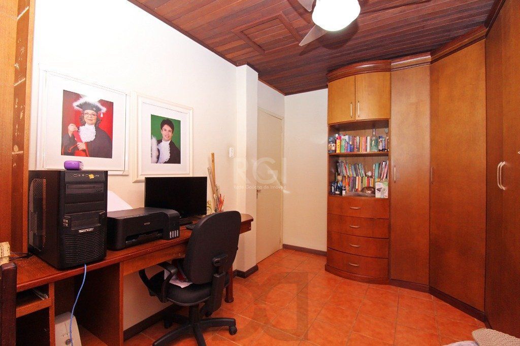 Casa para Venda - 150m², 4 dormitórios, sendo 1 suites, 3 vagas - Nonoai — foto 19