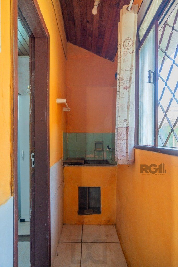 Casa de 2 Dormitório(s) Bairro Nonoai - Porto Alegre — foto 20