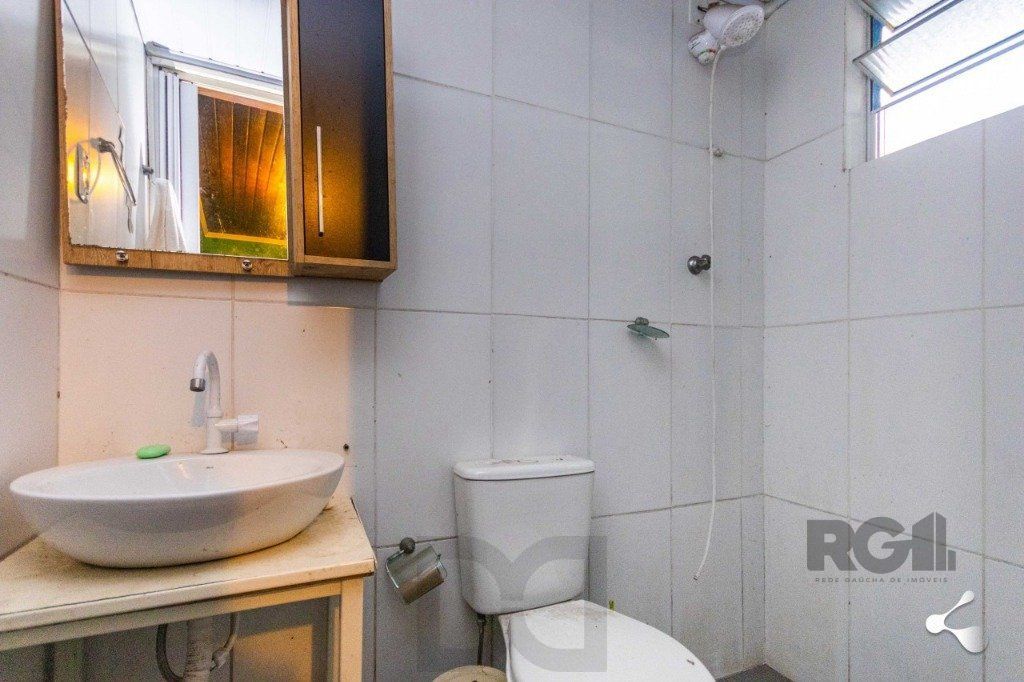 Casa para Venda - 240m², 3 dormitórios, sendo 1 suites, 3 vagas - Cristal — foto 15