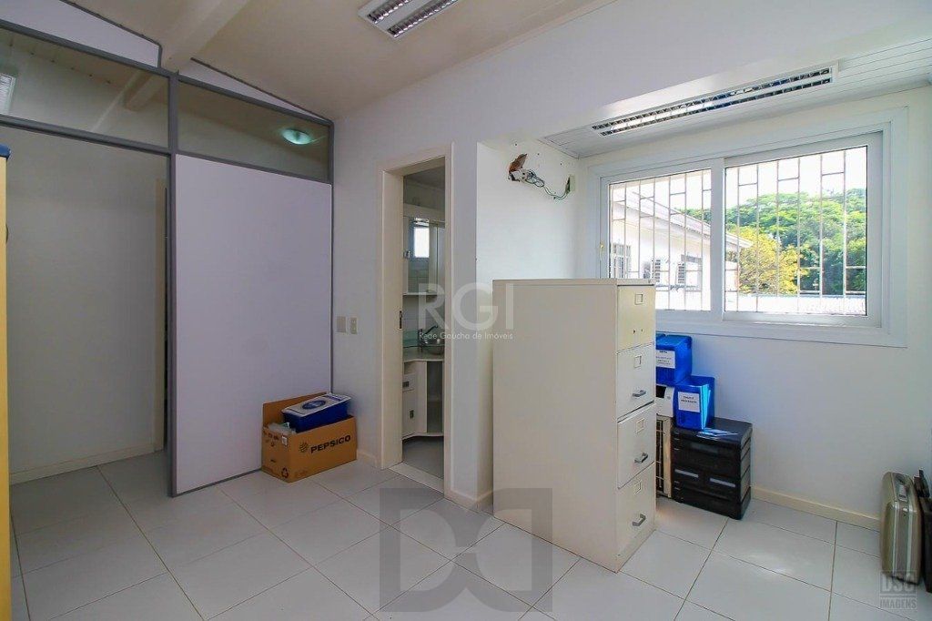EXCELENTE PRÉDIO COMERCIAL LOCALIZADO NO BAIRRO GLÓRIA — foto 21