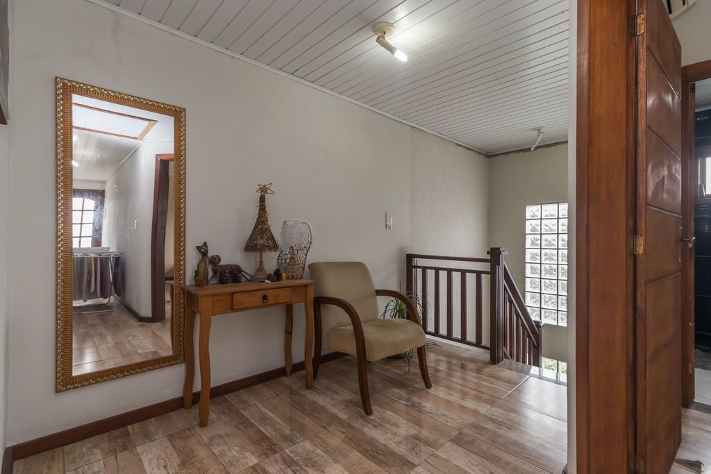 Casa de 6 dormitórios à venda Bairro Vila Nova - Porto Alegre — foto 10
