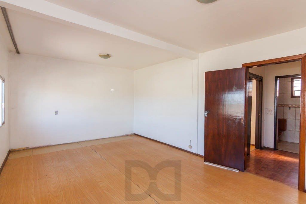 Casa com 3 quarto e 230m² à venda em Farrapos, Porto Alegre. — foto 6