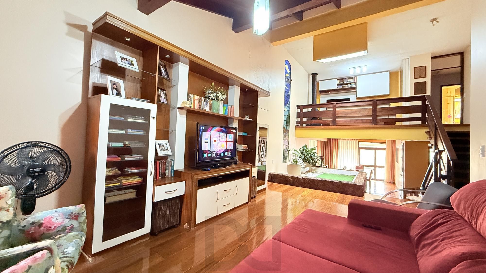 Casa para Venda - 260m², 4 dormitórios, sendo 1 suites, 4 vagas - Nonoai — foto 31
