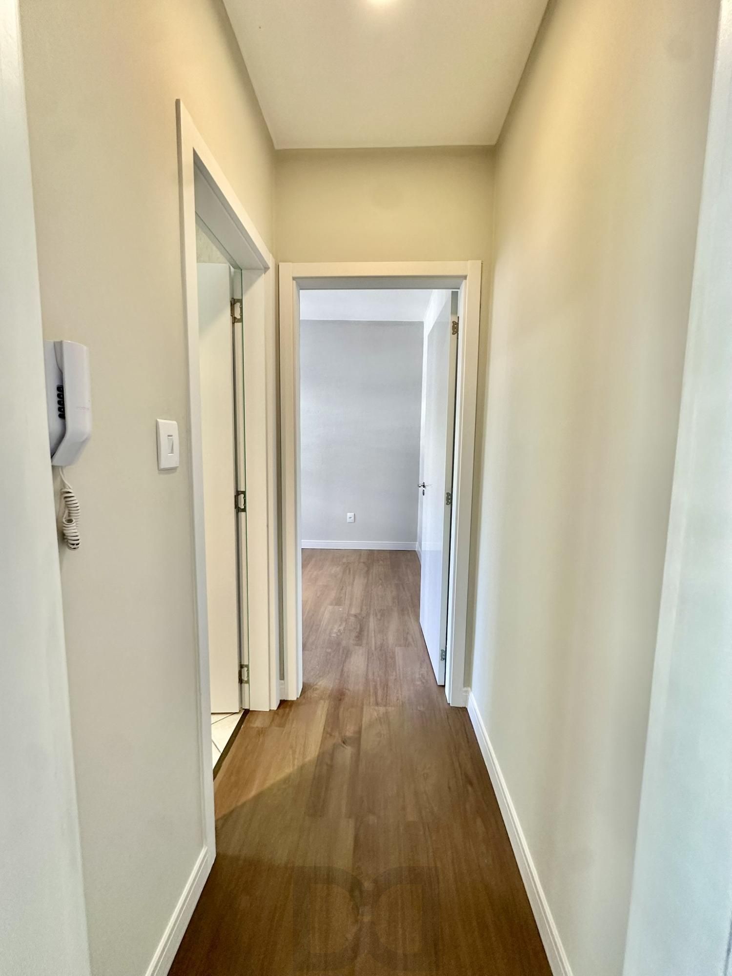 Amplo apartamento 1 dormitório com 57m² de frente no Menino Deus — foto 6