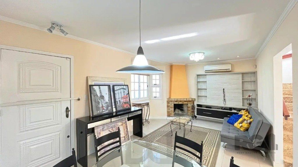 Casa de 3 dormitórios no bairro Cavalhada — foto 3