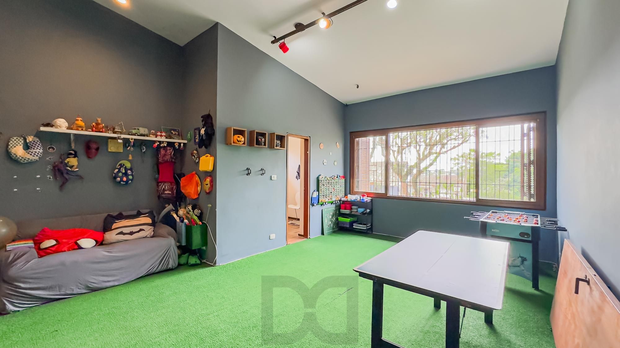 Casa com 3 quartos e 313m² à venda em Chácara das Pedras, Porto Alegre. Rua Joao Paetzel, Chácara Das Pedras, Porto Alegre — foto 45